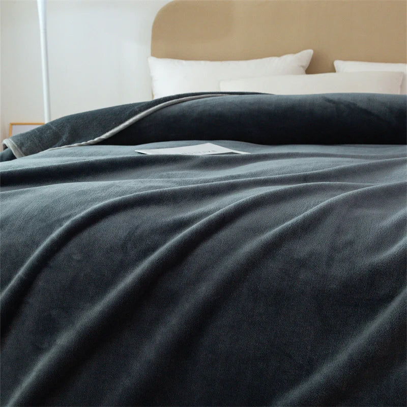 Luxury Solid Color Weighted Blanket,360 GSM Coral Fleece